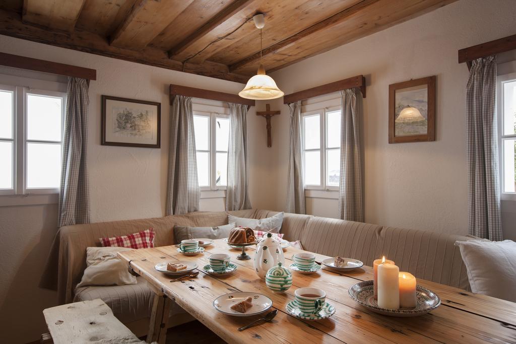 Schwadenguetl Villa Gosau Room photo